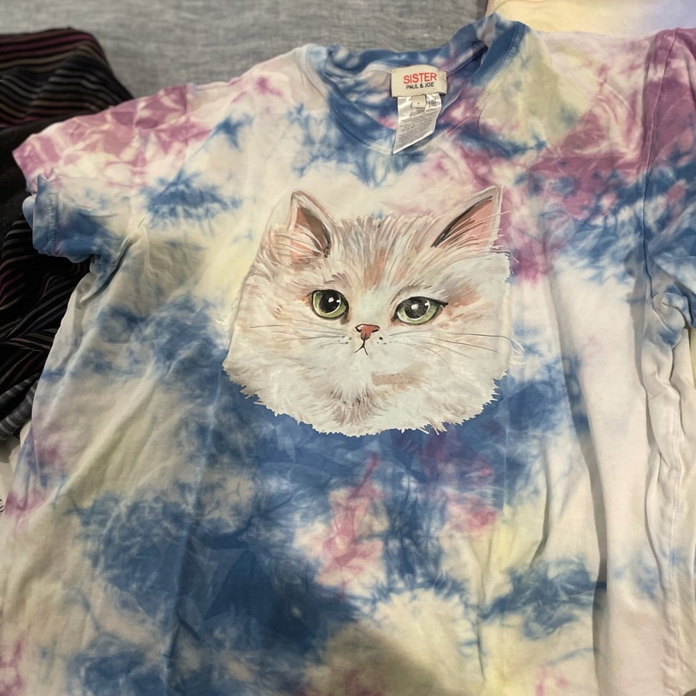 Cute cat tee